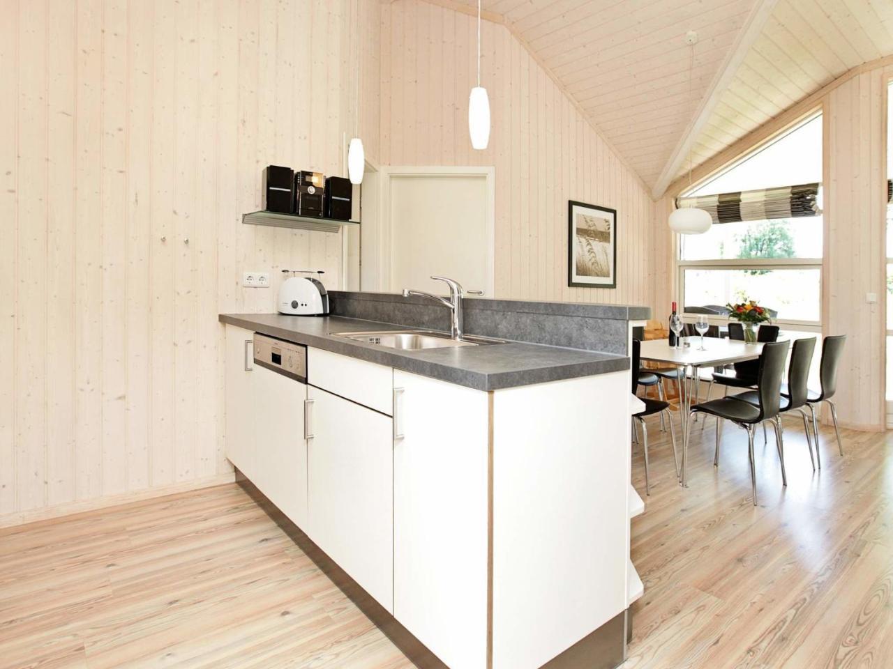 8 Person Holiday Home In Gro Enbrode Großenbrode Екстериор снимка